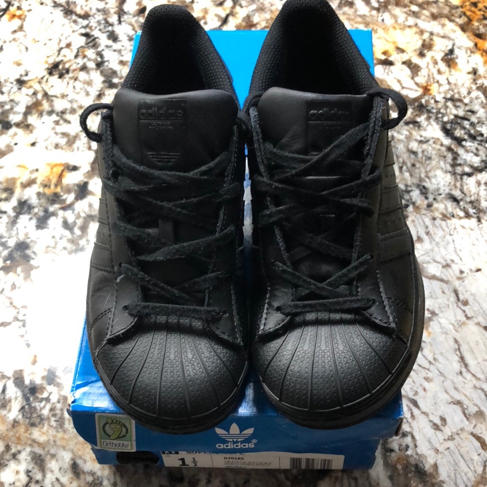 Adidas Superstar